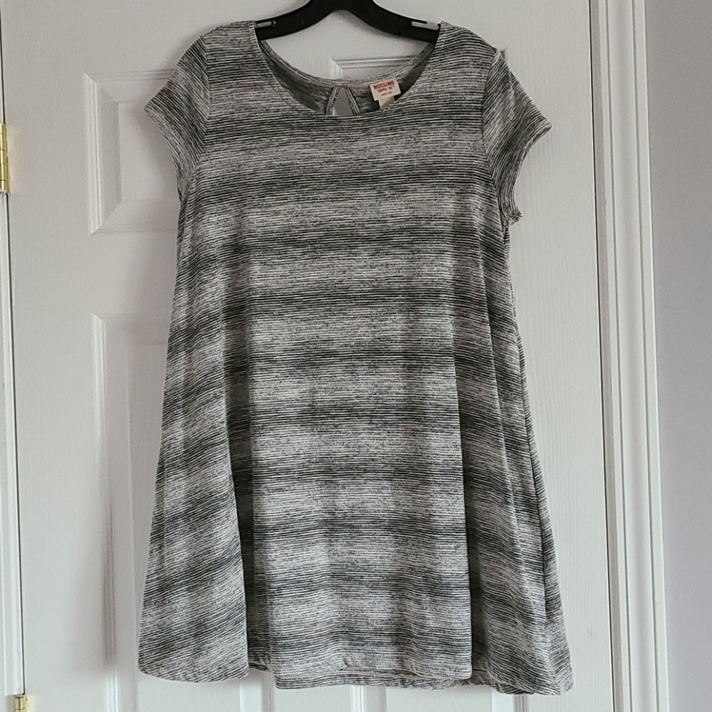 Variegated Gray Tunic Top